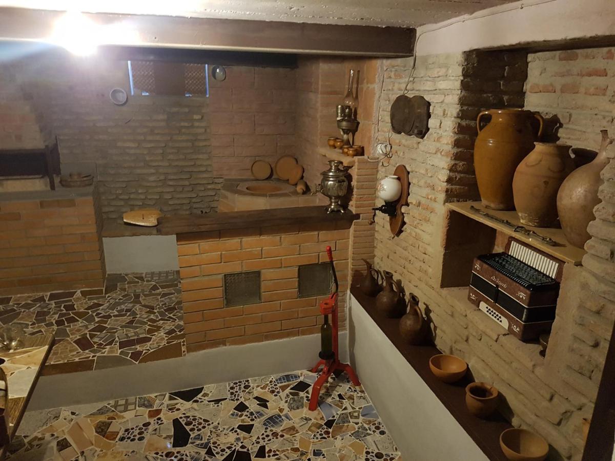 Guest House Zemeli - Housity