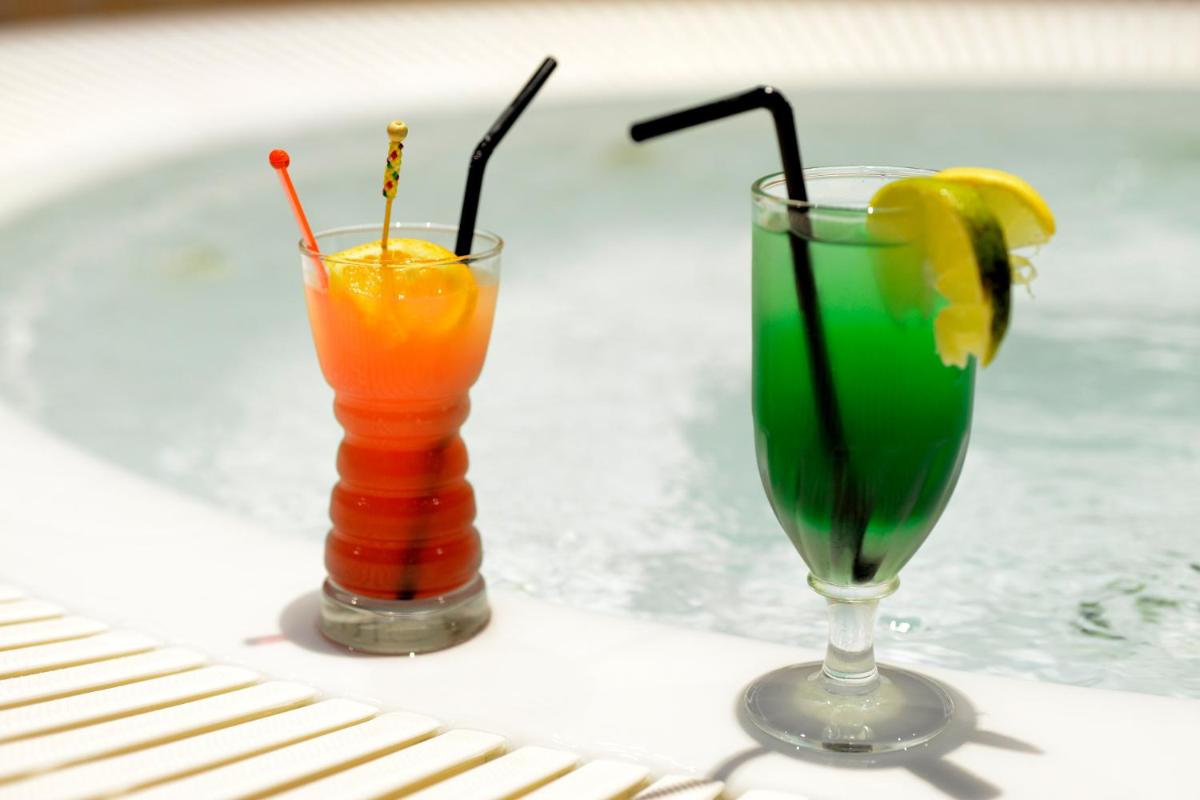 Boissons dans l'établissement Le Bois Dormant-Hôtel Restaurant & Spa Logis Hôtel