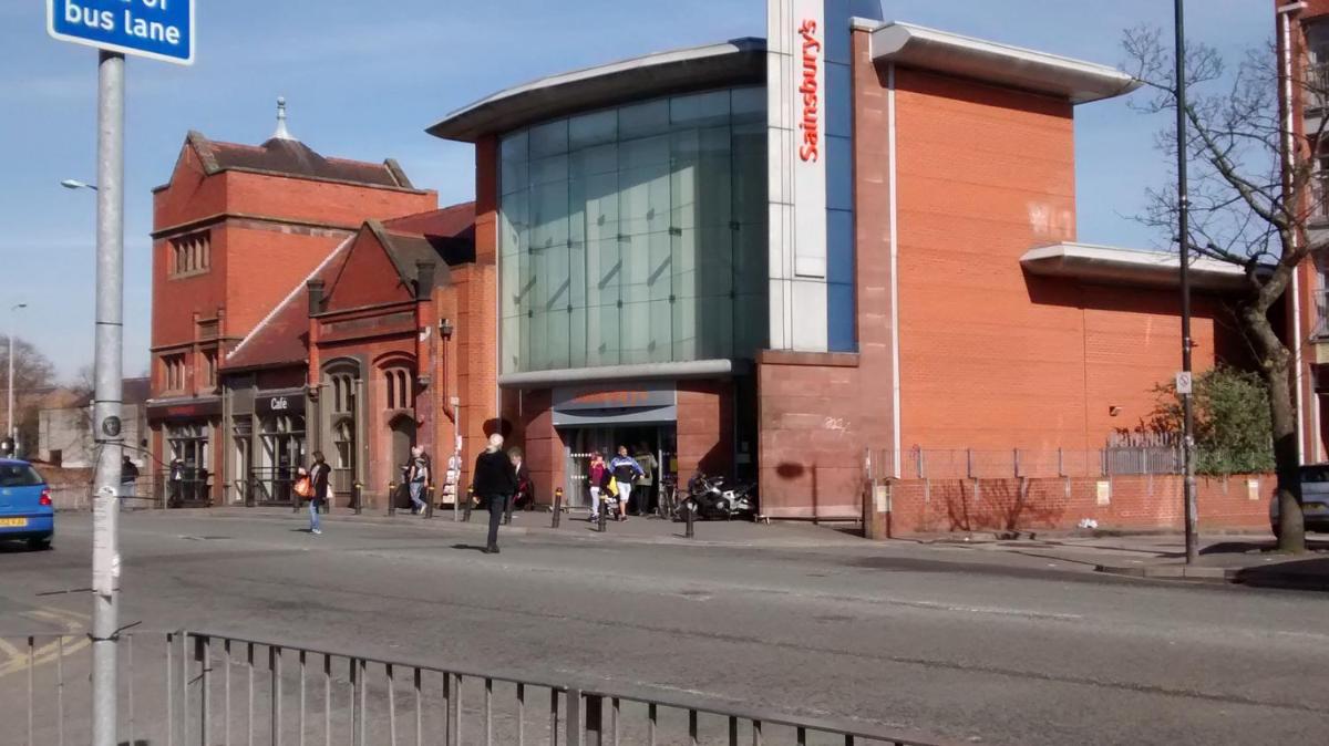 Ladybarn Lane, Manchester - Housity