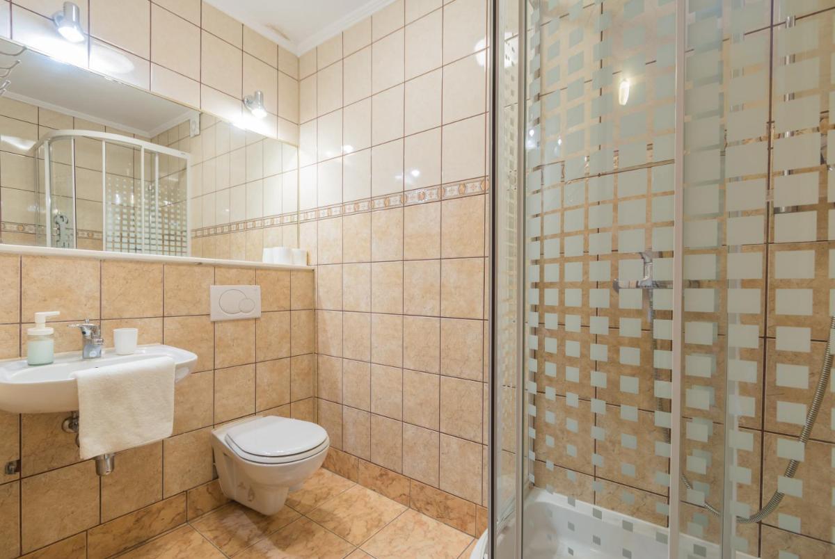 Gościniec Pieniński - Housity