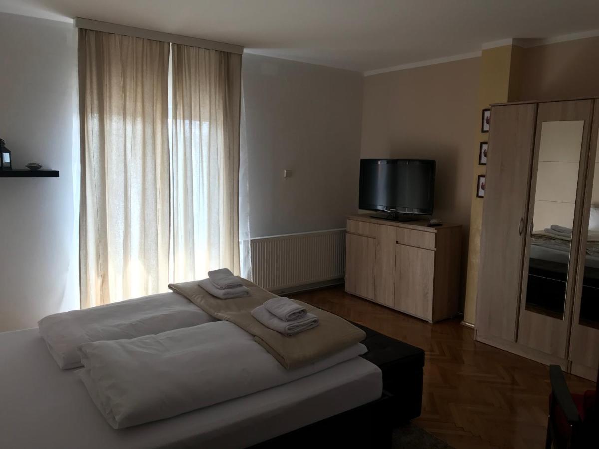 Five Apartments - Hizvo