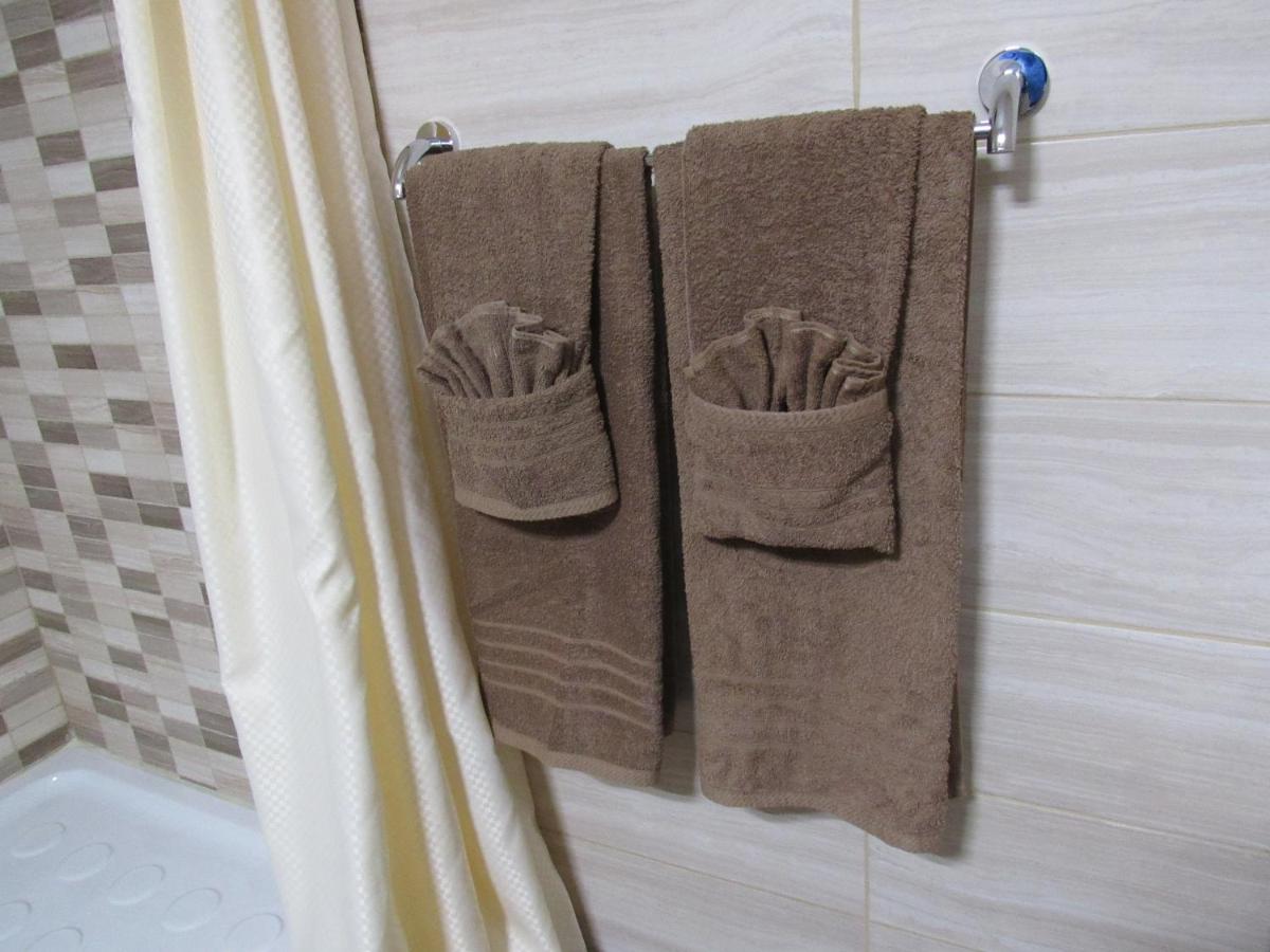 Suitetrails - Central Studio Apartment