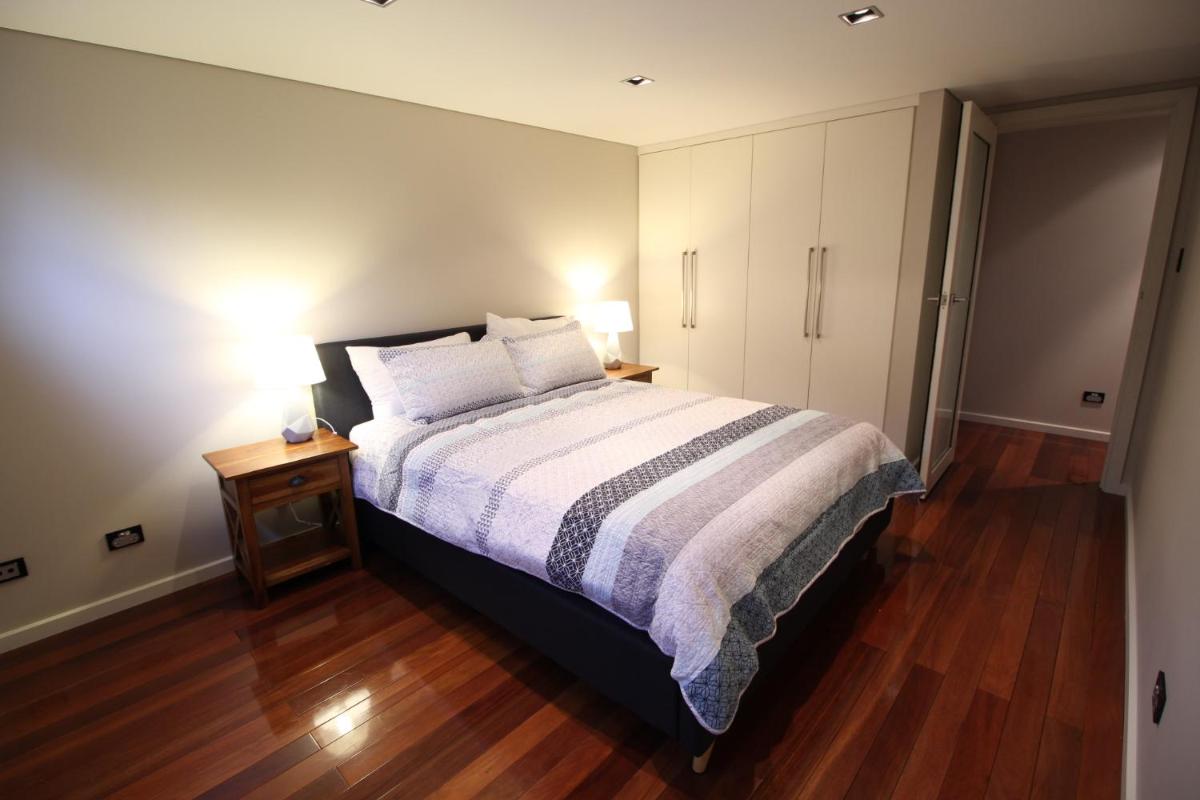 Sunny 3 Bedroom Apartment in Sandy Bay - Housity