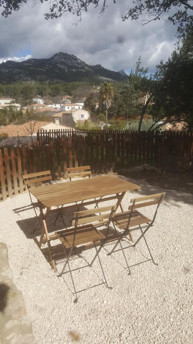 Charmant Appartement Neuf Le Taoume - Housity