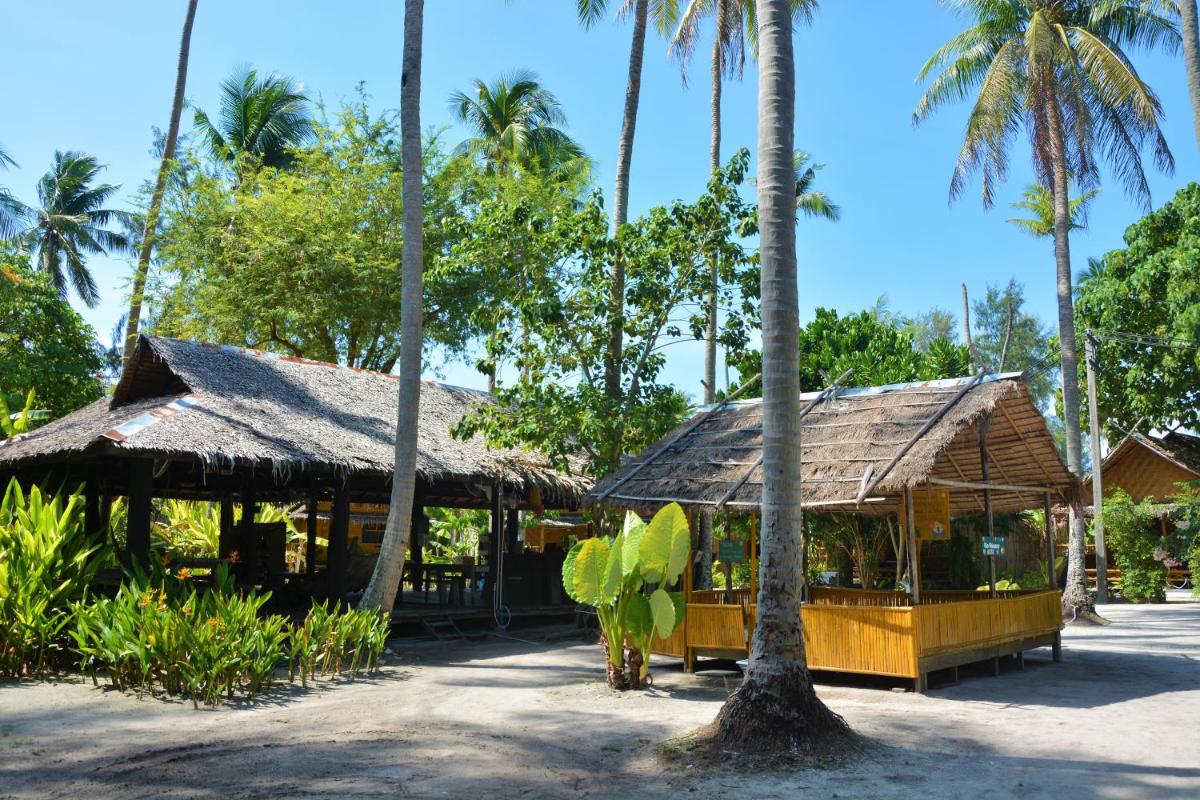 Forra Dive Resort Sunrise - Housity