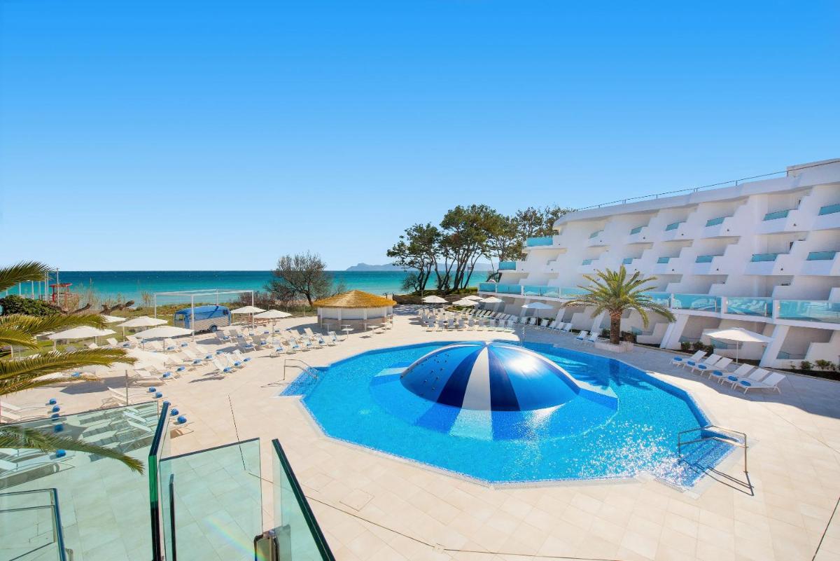 Piscina en o cerca de Iberostar Waves Playa de Muro