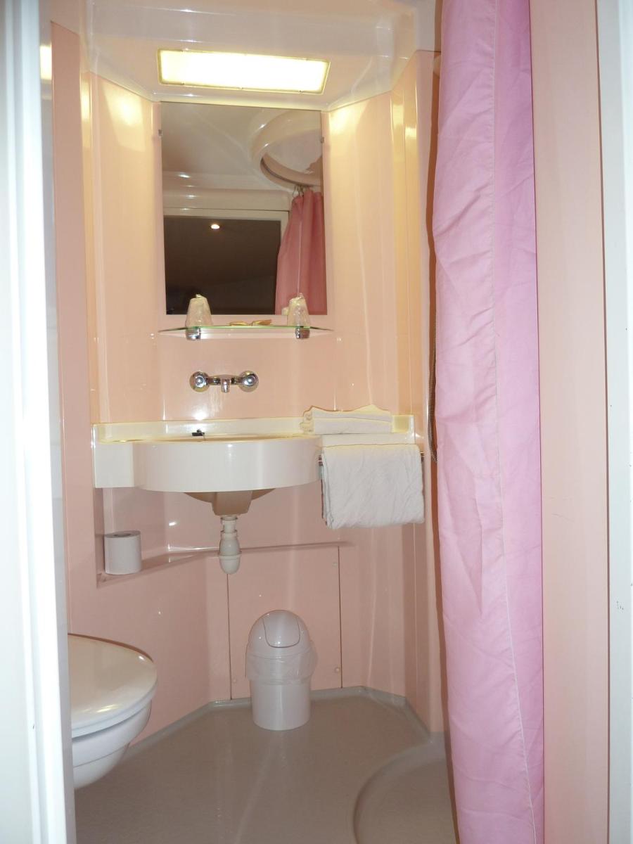 Lac'Hotel France - Housity