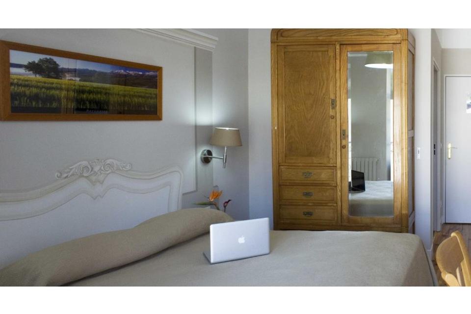 Hôtel Majestic - Housity