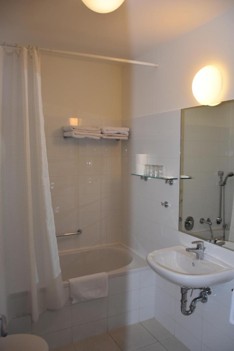 Aparthotel Austria Suites - Housity