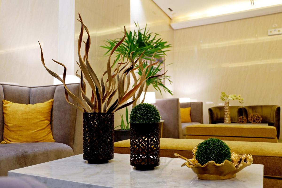 Travellers 101 Condo near Manila Airport - Housity