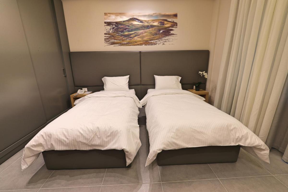 The Residence 649 - Housity