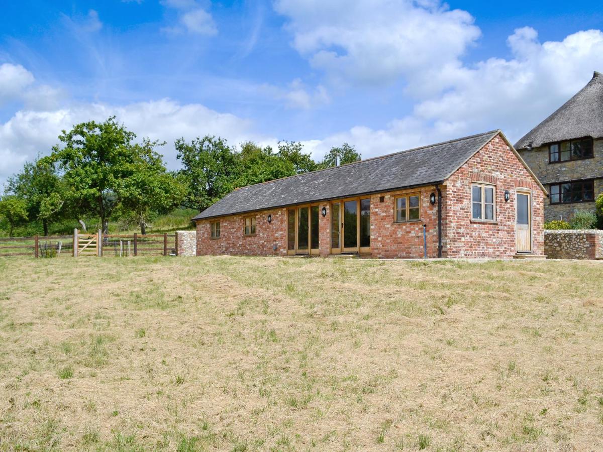 Pigs House - Housity