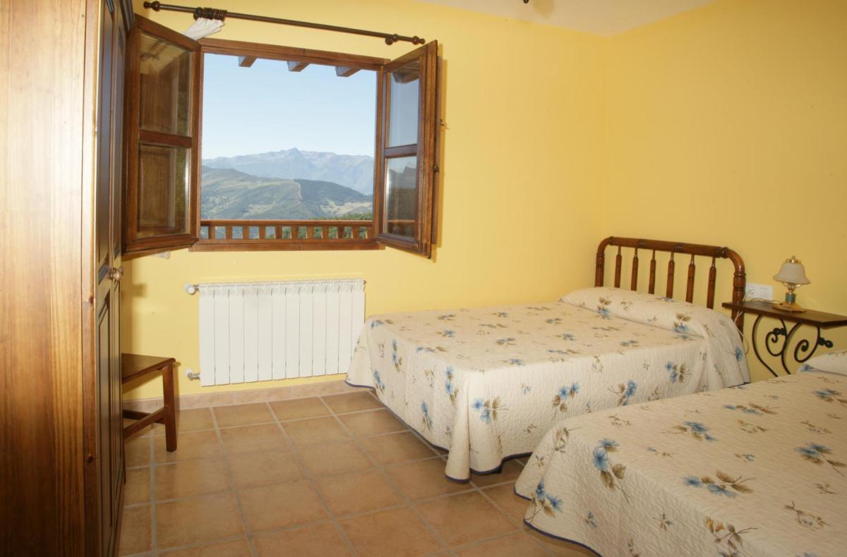 Viviendas Rurales Peña Sagra - Housity