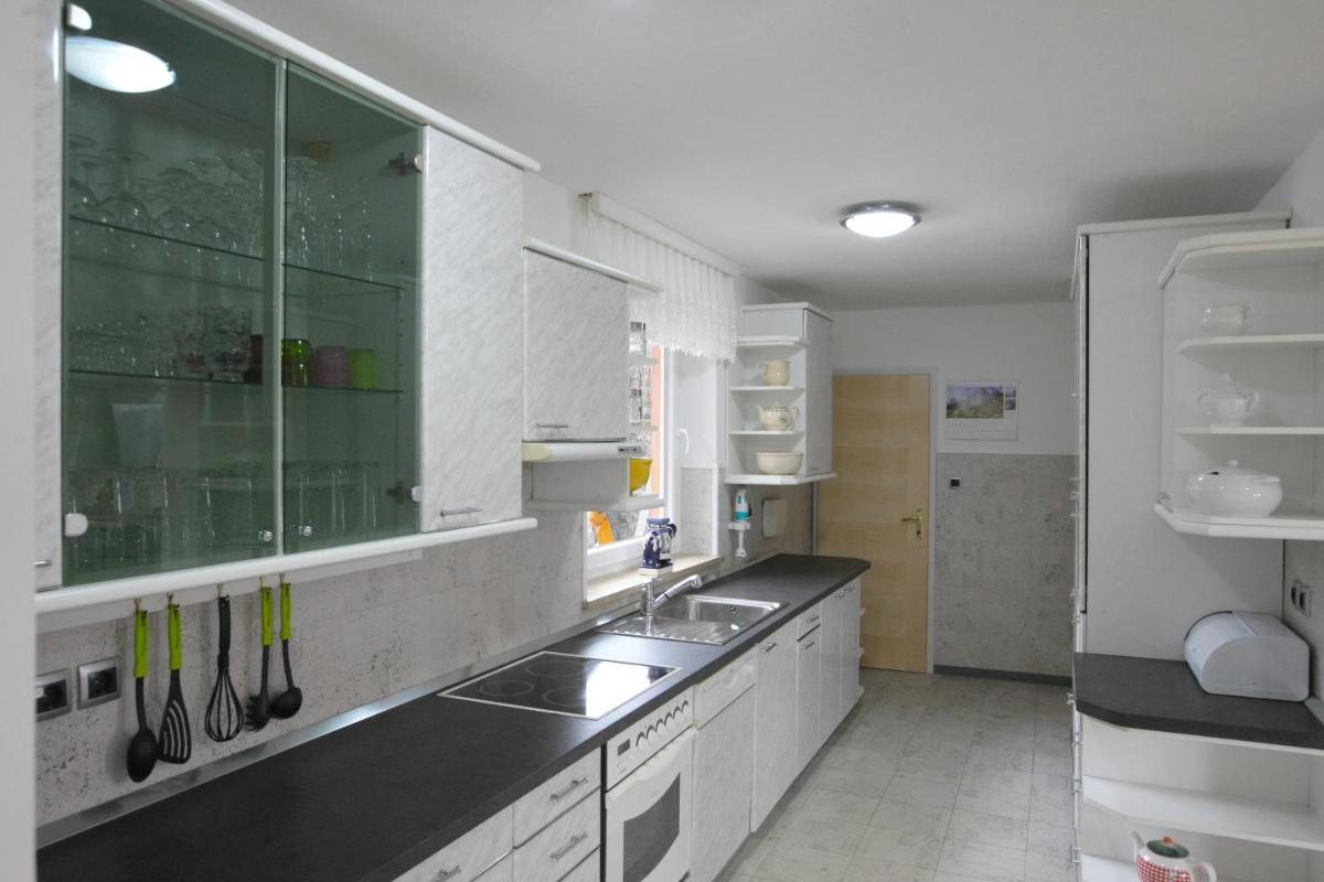 Apartma Metka Leše Tržič - Housity