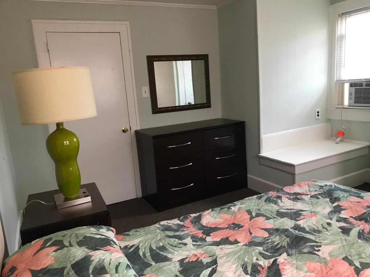 Mallard Apartments - Housity