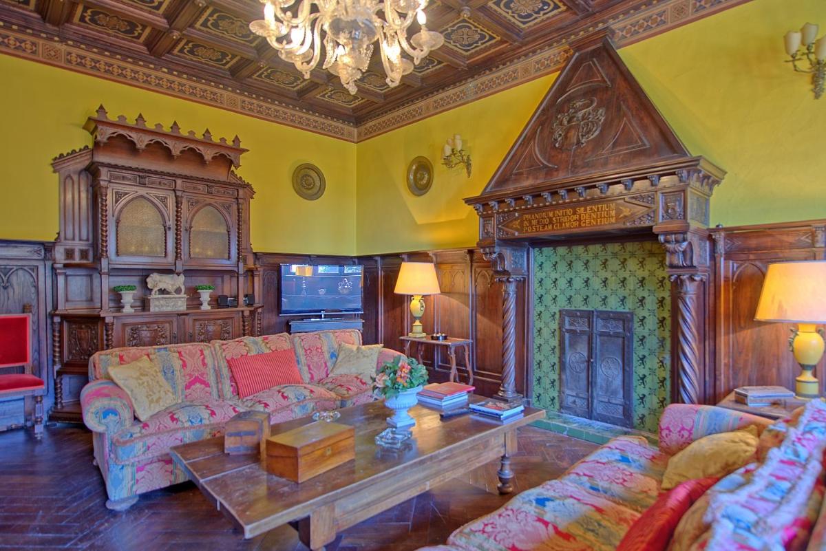 Castello Leopoldo by PosarelliVillas - Housity