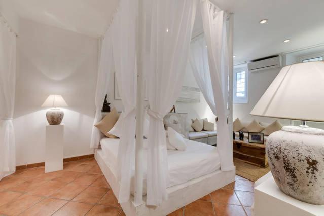 Apartments delle Regioni - Housity