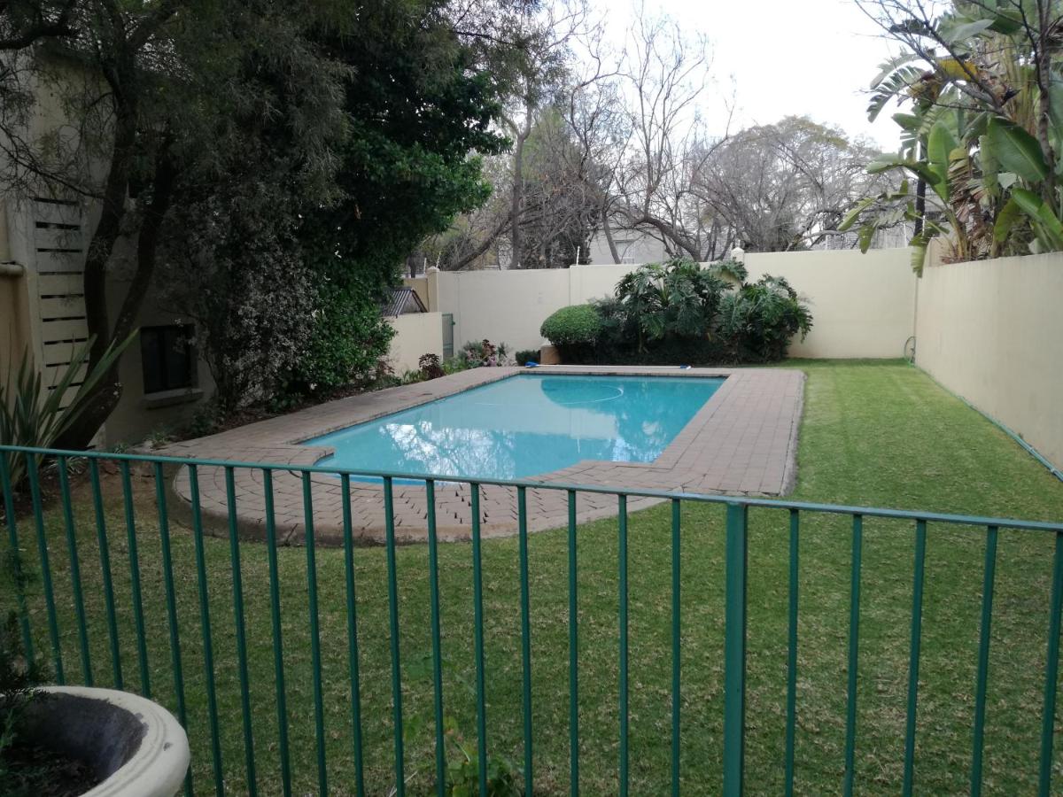Suitetrails - Villa in the Village