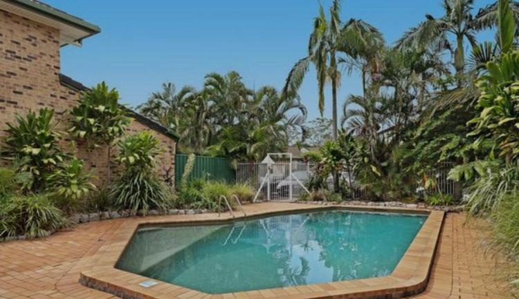 Handford Gardens - Housity