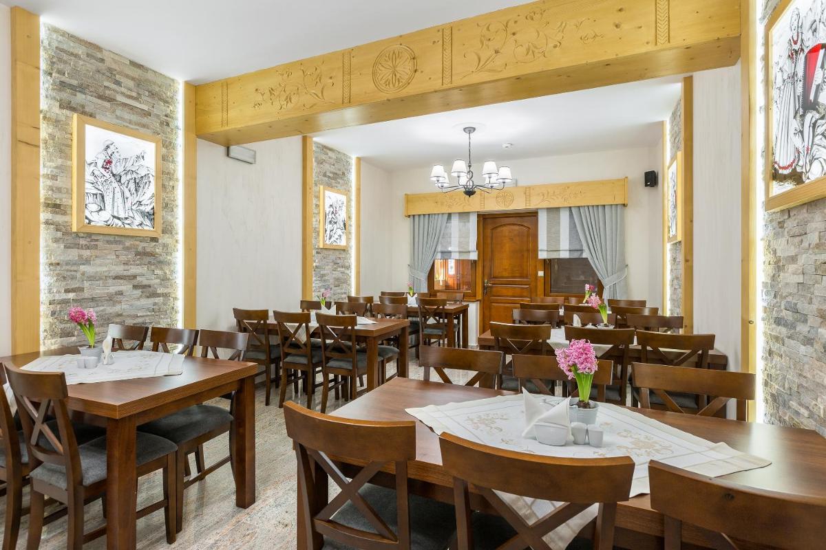 Ośrodek Wypoczynkowy Borowy - Housity