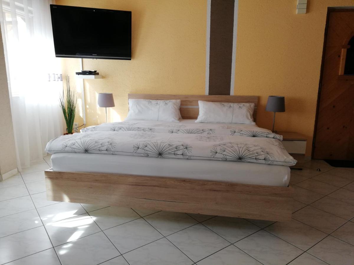 Apartment Mona - Housity