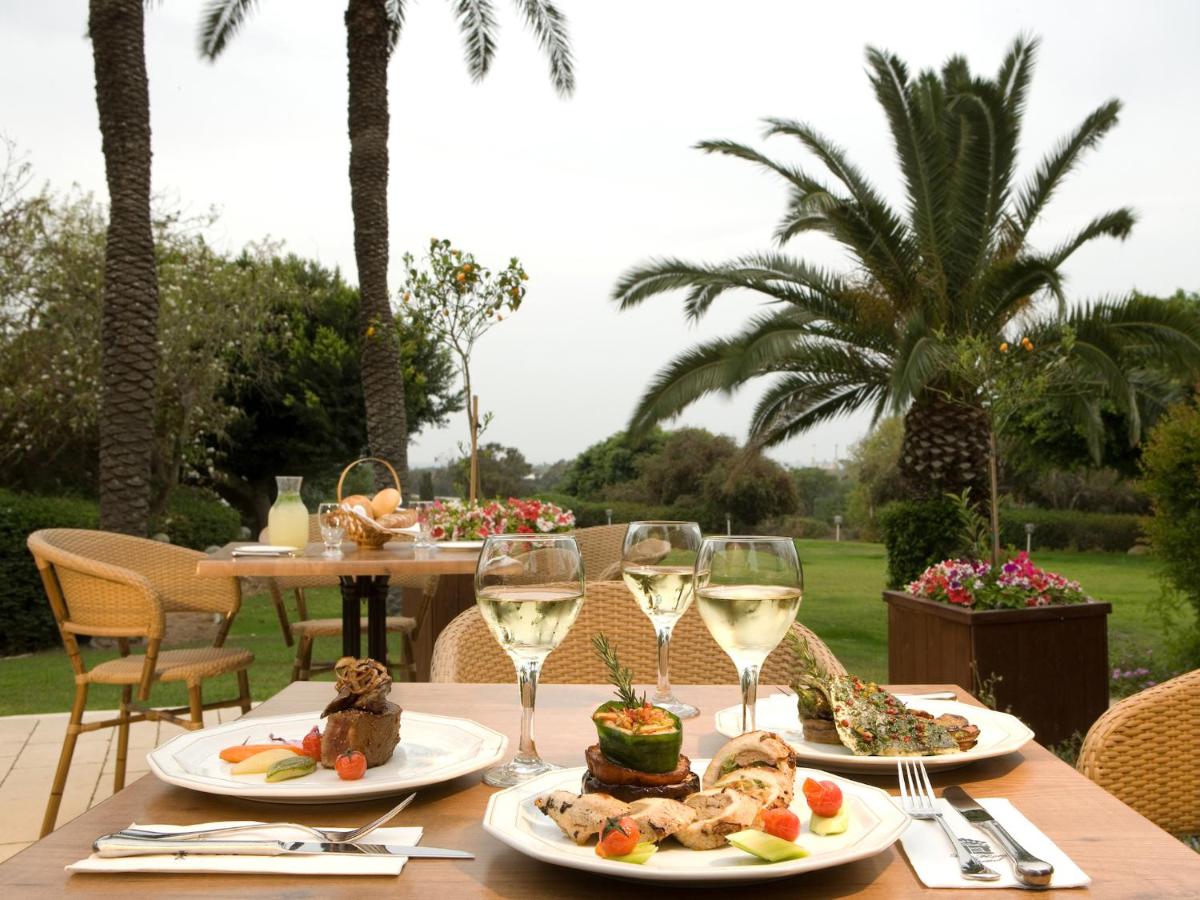 Dan Caesarea Resort - Housity