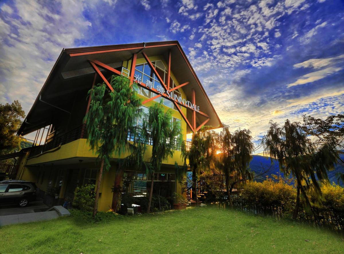 Sunnydale B&B - Housity
