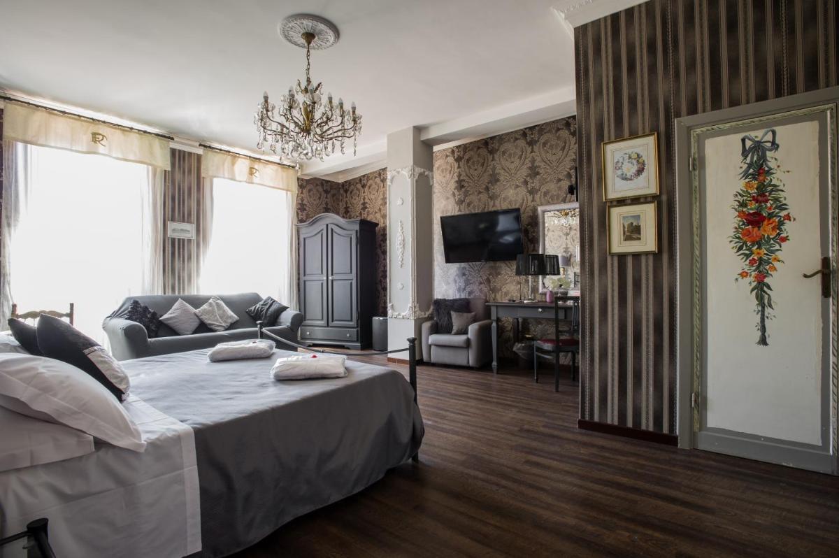 Hotel Residenza In Farnese - Housity
