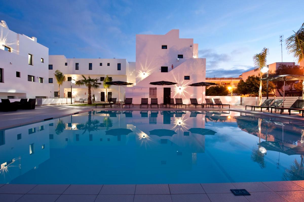 Piscina en o cerca de Migjorn Ibiza Suites & Spa