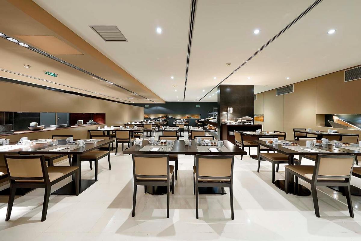 Eurostars Lisboa Parque - Housity