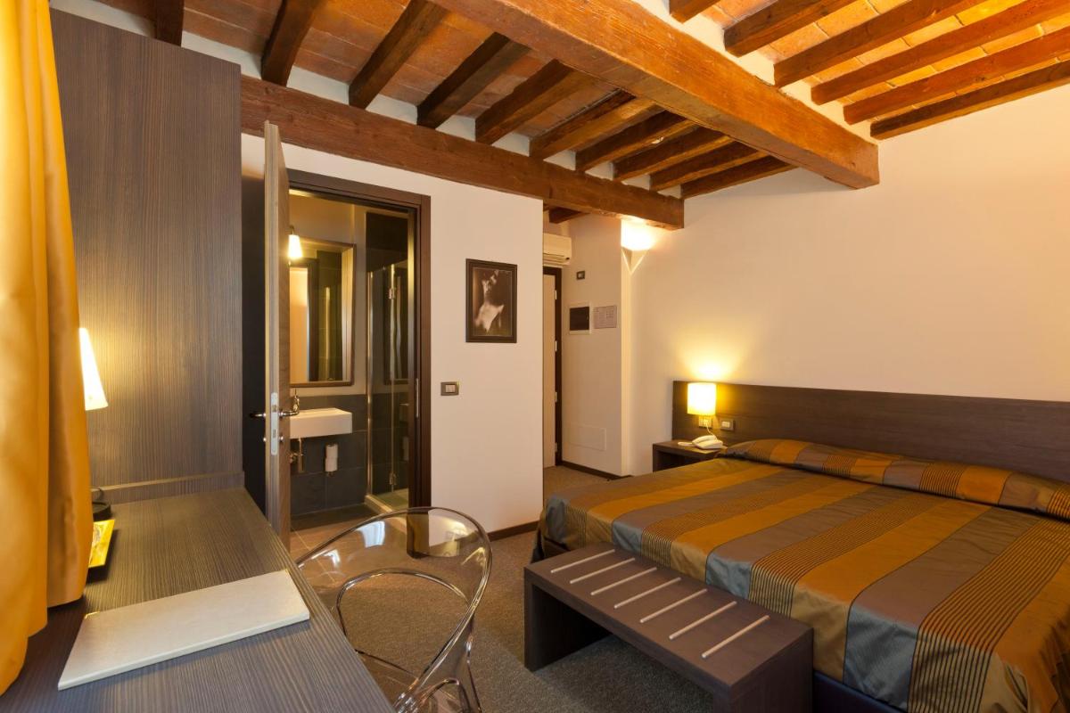 Locanda Sant'Ambrogio - Housity