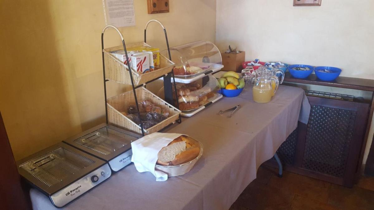 Hostal Rural Jarpar - Housity