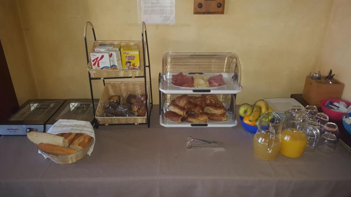 Hostal Rural Jarpar - Housity