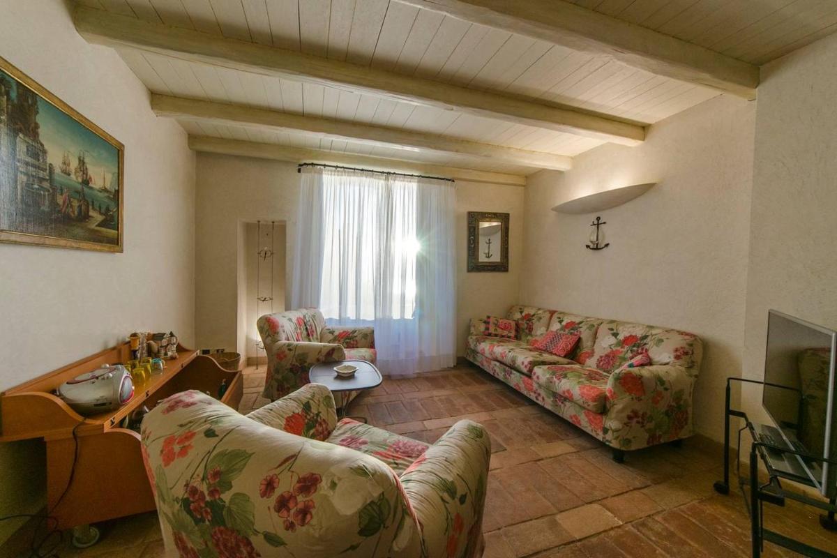 JOIVY Apt on the Coast of Portofino with Lovely View - Housity