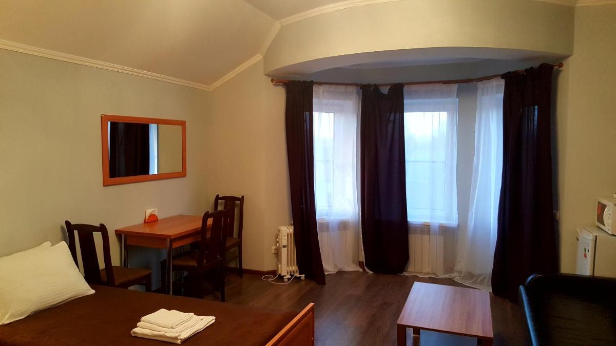 Mini Hotel Universitetskaya - Housity