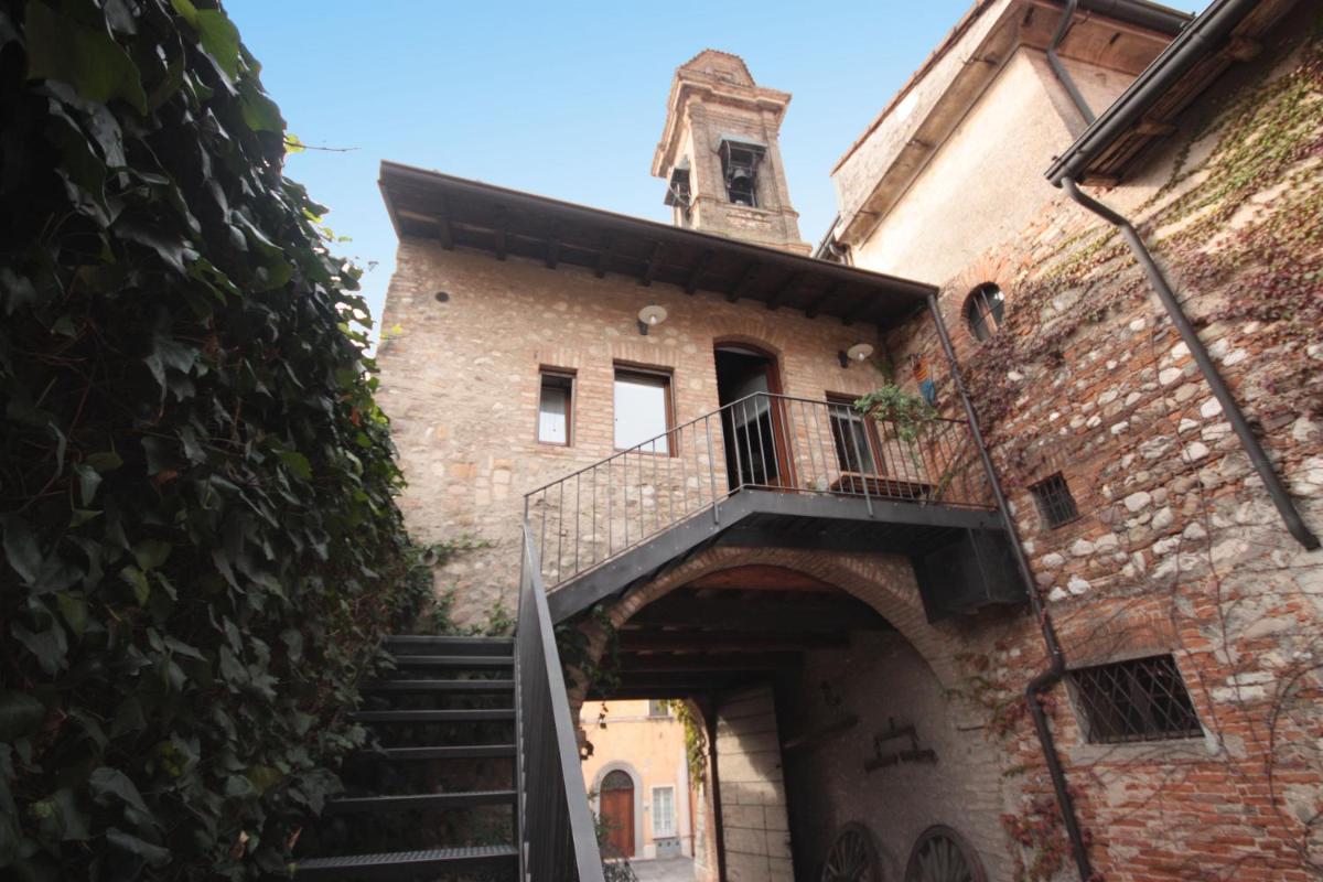 Esenta 55 - Lago di Garda - Housity