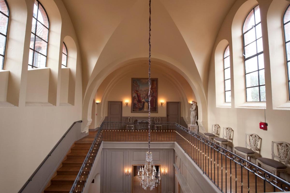 Photo de la galerie de l'établissement Hôtel Restaurant Spa Le Sauvage, à Besançon
