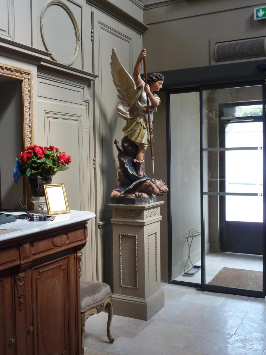 Photo de la galerie de l'établissement Hôtel Restaurant Spa Le Sauvage, à Besançon