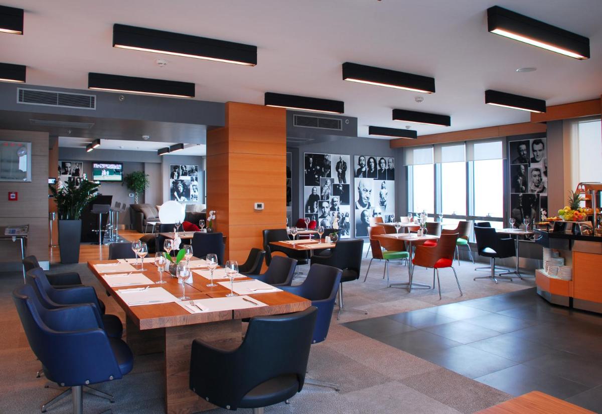 Point Hotel Barbaros - Housity