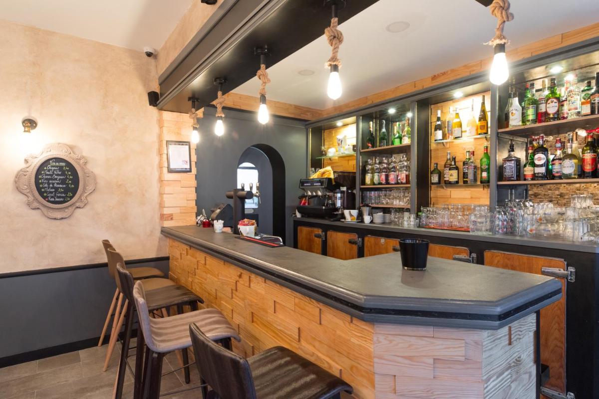 Hôtel des Beaux Arts - Housity