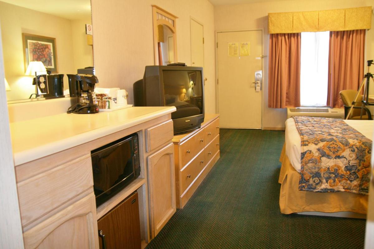 Days Inn by Wyndham Rocklin/Sacramento - Housity