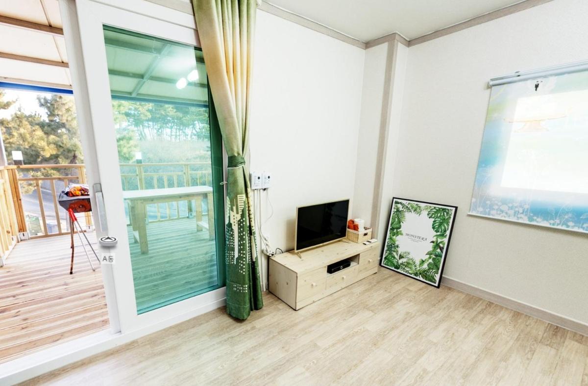 Tobang Red Clay Pension - Housity