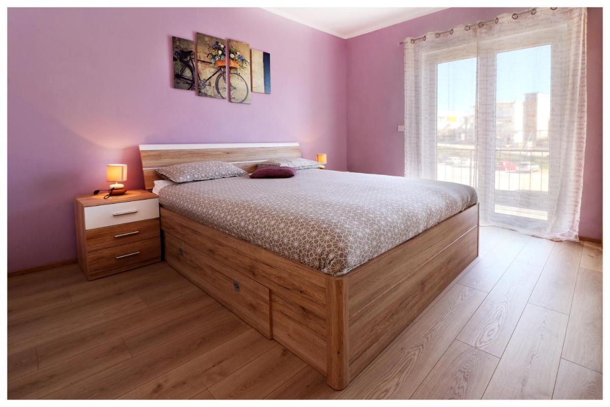 Apartment Rozika - Housity