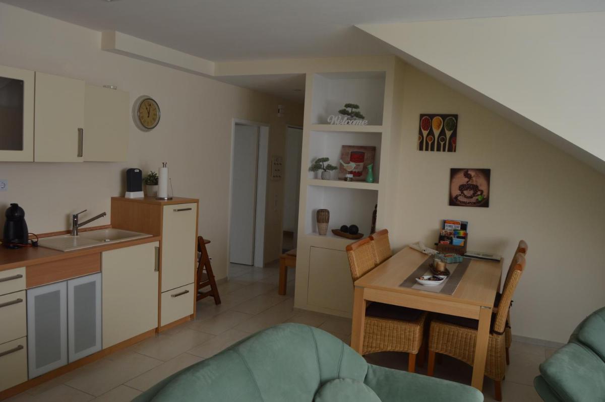 Apartment Meerfeld - Housity