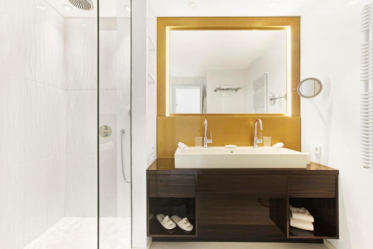 Un baño de Portals Hills Boutique Hotel