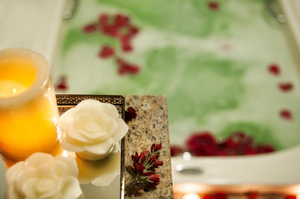 Tryp by Wyndham Varginha Cafe Royal - Housity