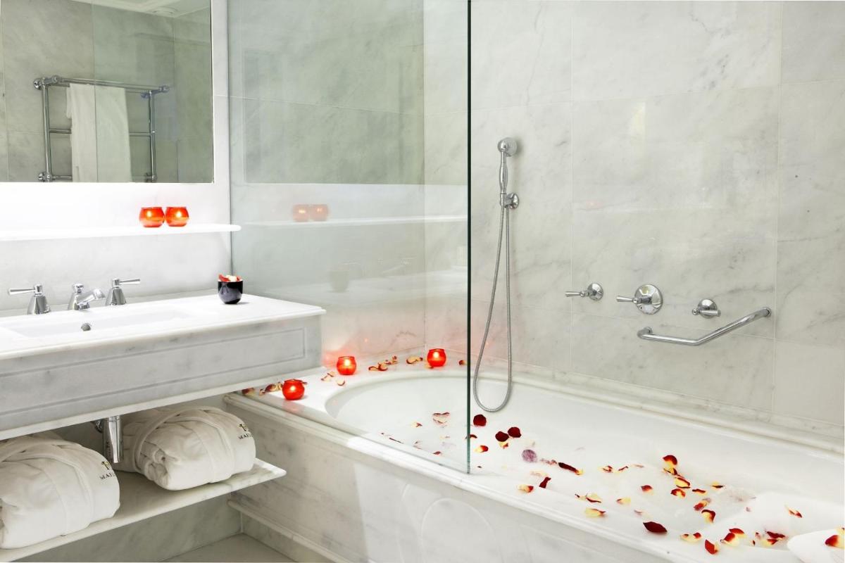 Un baño de Majestic Hotel & Spa Barcelona GL