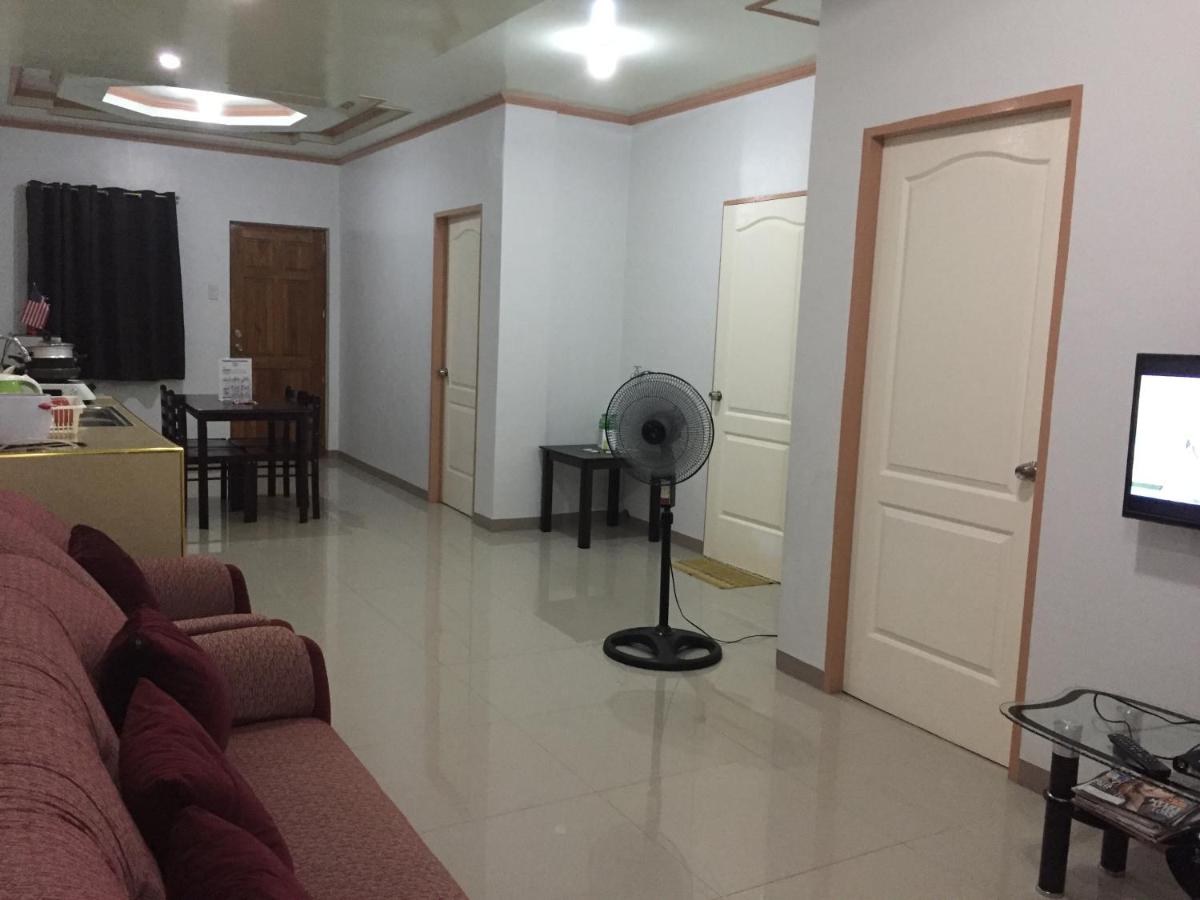 Rullan Apartelle - Housity