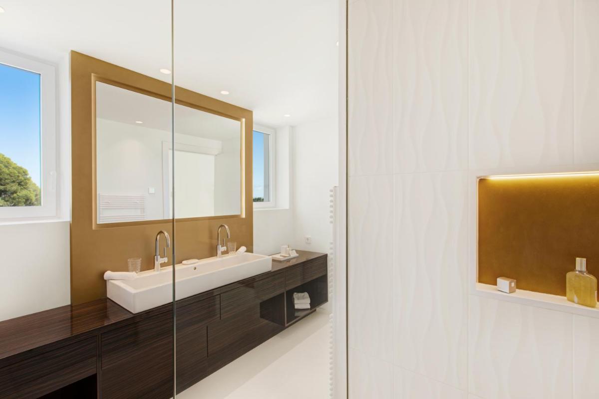 Un baño de Portals Hills Boutique Hotel