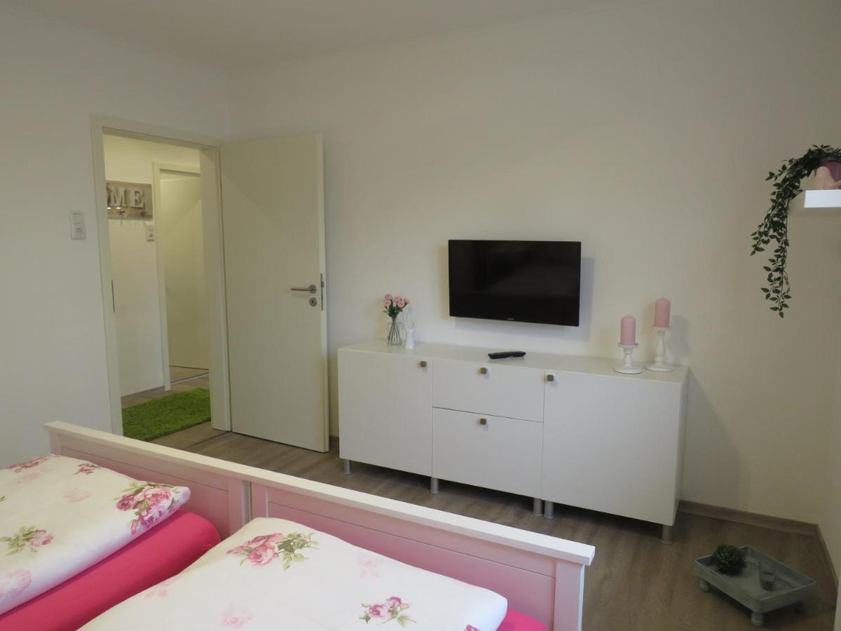 Daisys Ferienwohnung 68 rechts - Housity